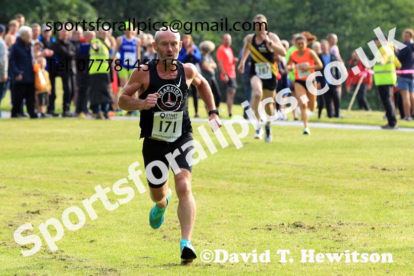 Womens and Mens Over-50s 2023 Sunderland 5k Road Race, July 20th.  Photo: David T. Hewitson/Sports for All Pics